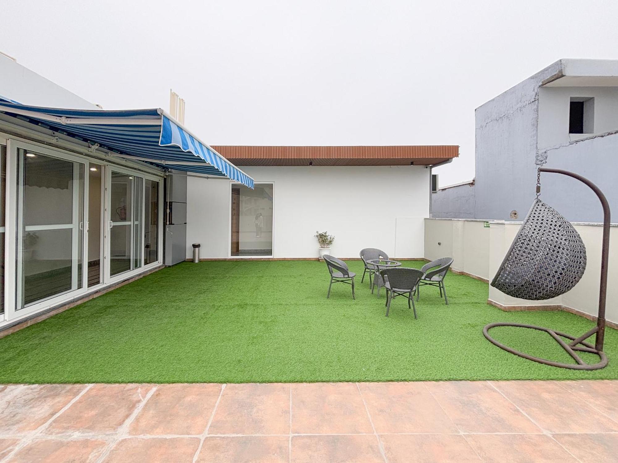 Hotel Housr Sector 45 Gurgaon Near Artemis Hospital Exterior foto