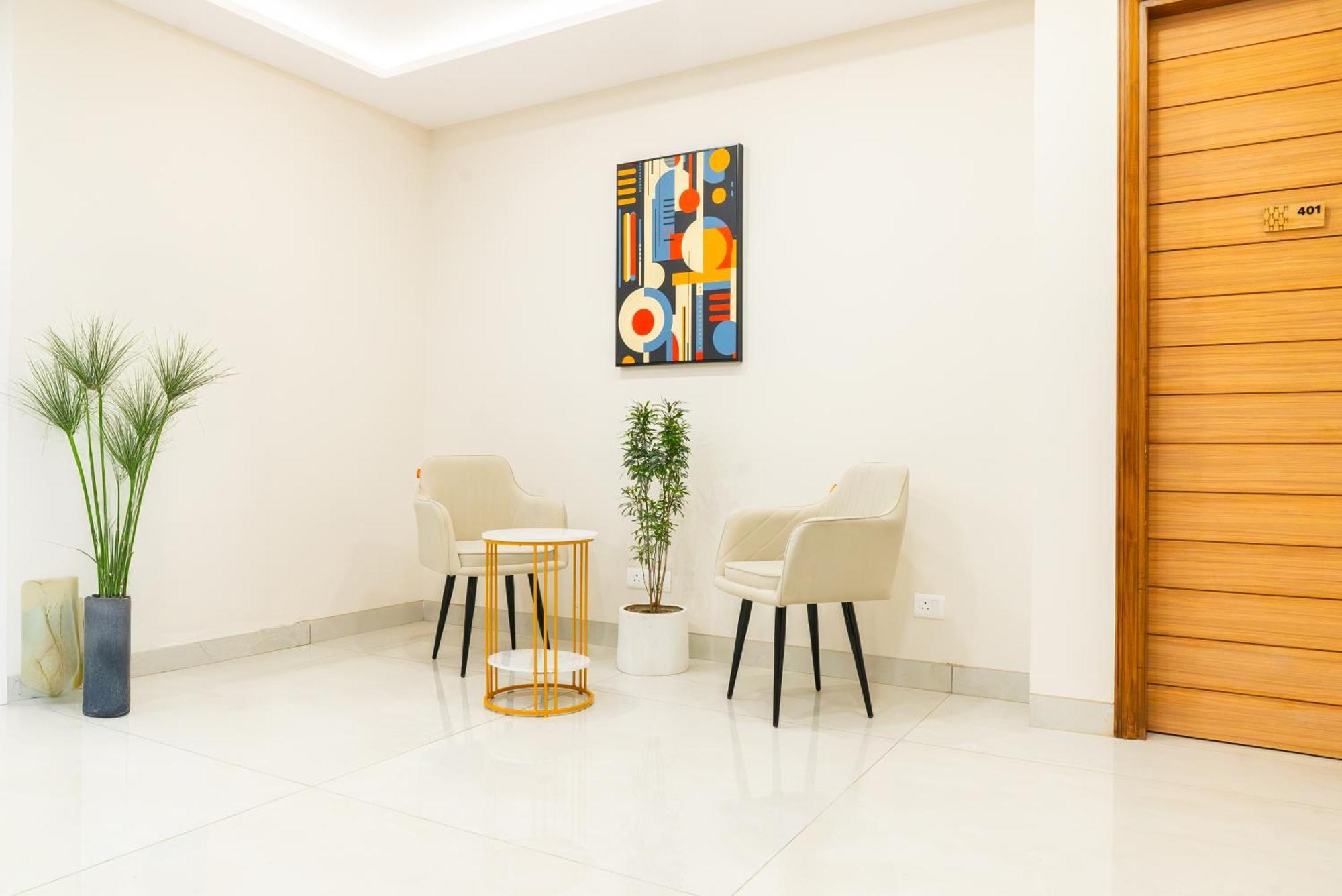Hotel Housr Sector 45 Gurgaon Near Artemis Hospital Exterior foto